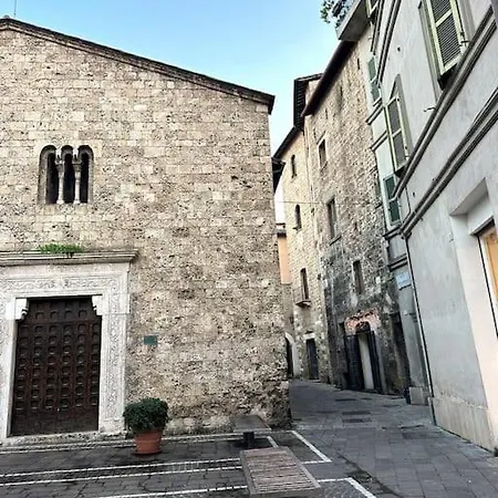 Lejlighed Mansarda Centro Storico Caprilla Guest Flat *